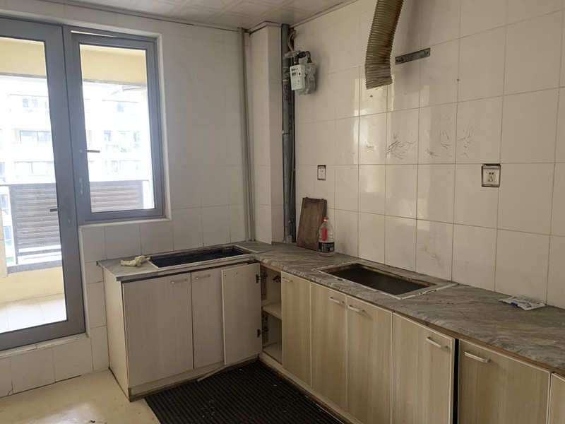 上海市松江区龙湖好望山279栋9F 