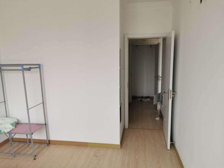 上海市闵行区汇秀景苑三街坊4栋11F 