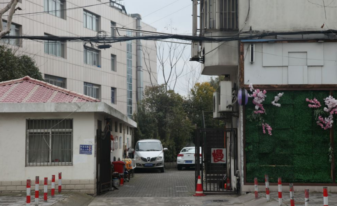 上海市嘉定区121弄小区3栋3F 