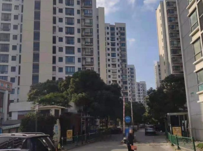 上海市宝山区海尚明城60栋8F 