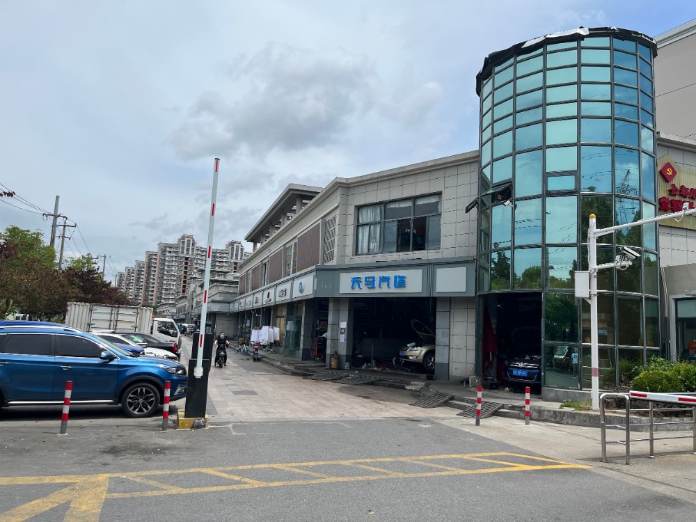 上海市奉贤区金都雅苑31栋6F 