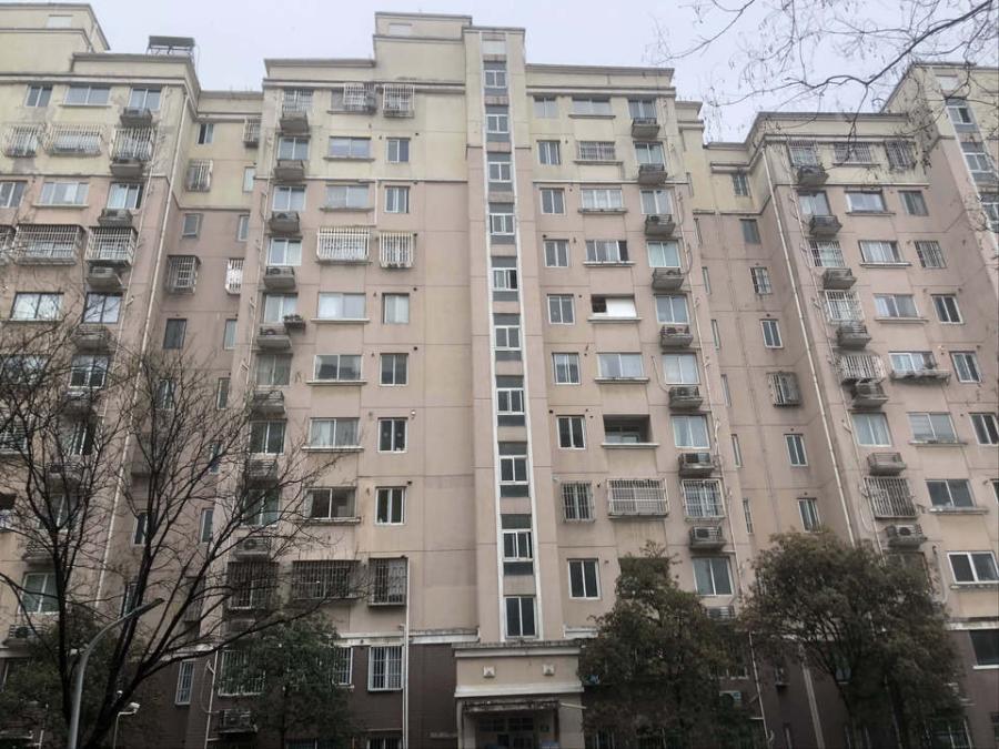 上海市宝山区文宝苑22栋3F 