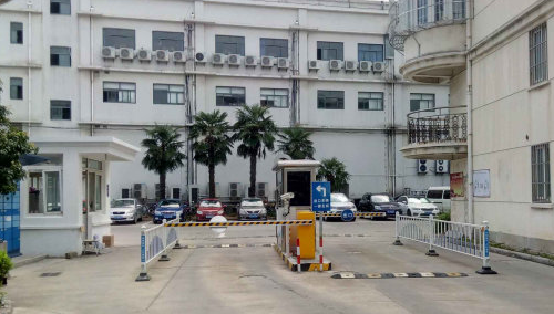 上海市青浦区晨兴花园4栋6F 