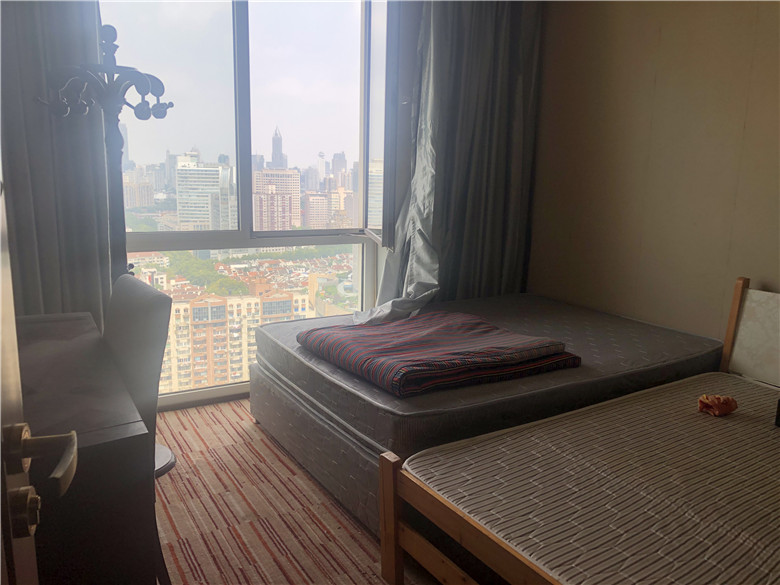 上海市徐汇区汇峰鼎园6栋36F 