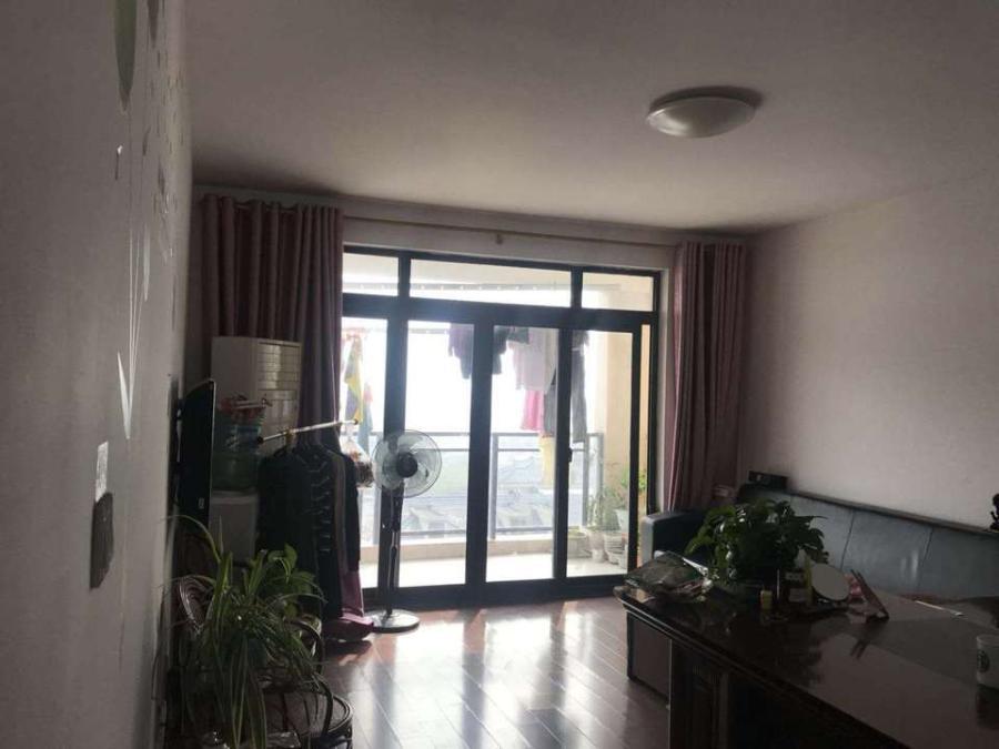 上海市松江区绿波景园 66栋11F 