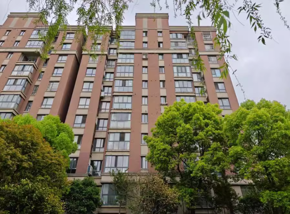 上海市嘉定区天居玲珑湾58栋7F 