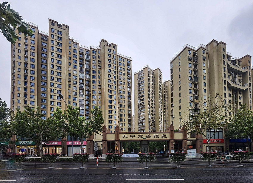 上海市静安区大宁龙盛雅苑3栋3F 