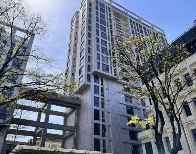 上海市虹口区紫金公馆45栋16F 