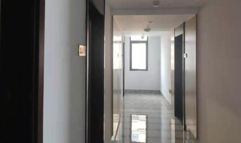 上海市松江区御上海青橙20栋20F 