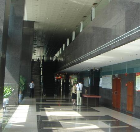 上海市浦东新区中达广场989栋1F、2F、4F及50个车位 