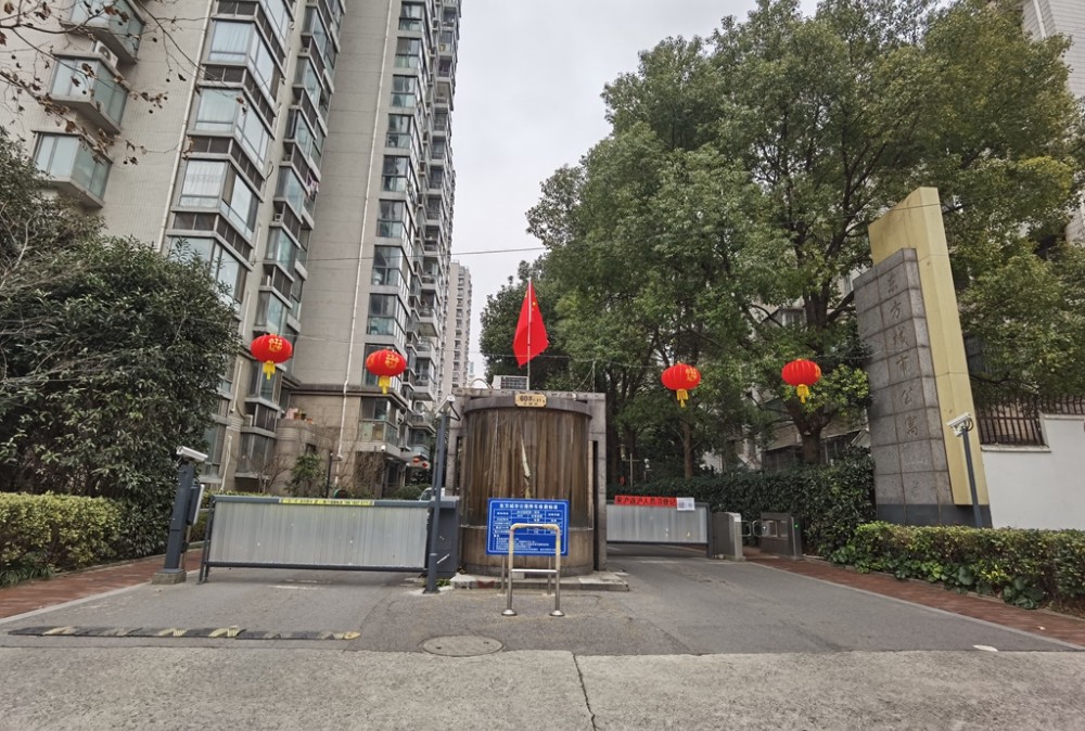 上海市浦东新区东方城市公寓3栋1F 