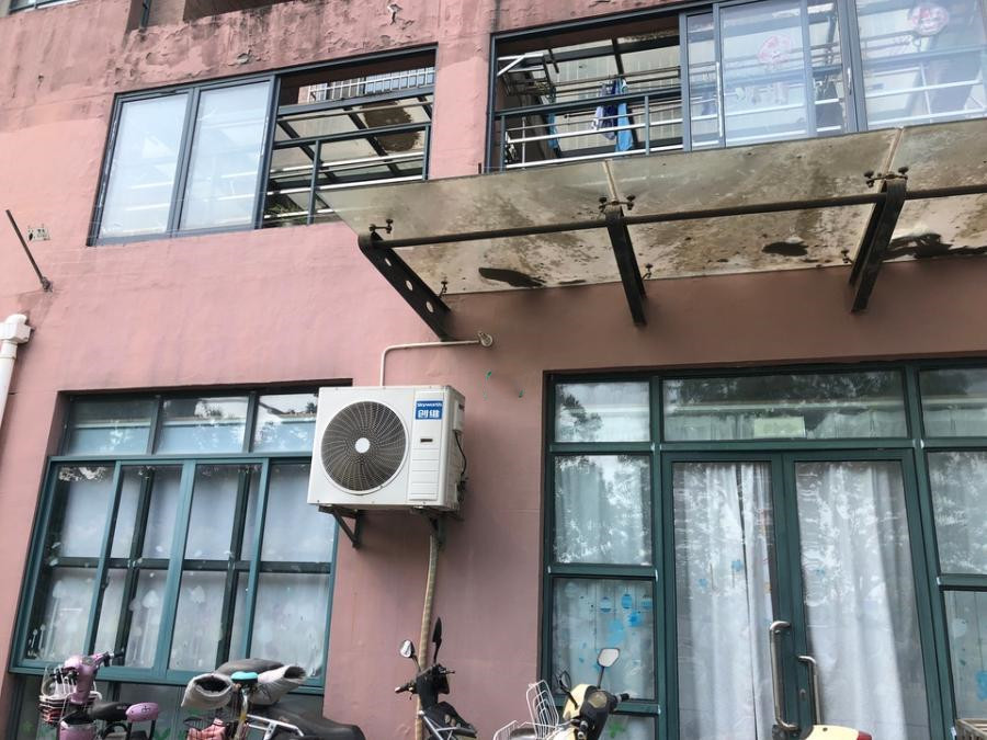 上海市浦东新区艺泰安邦花园宣桥镇202栋1F 