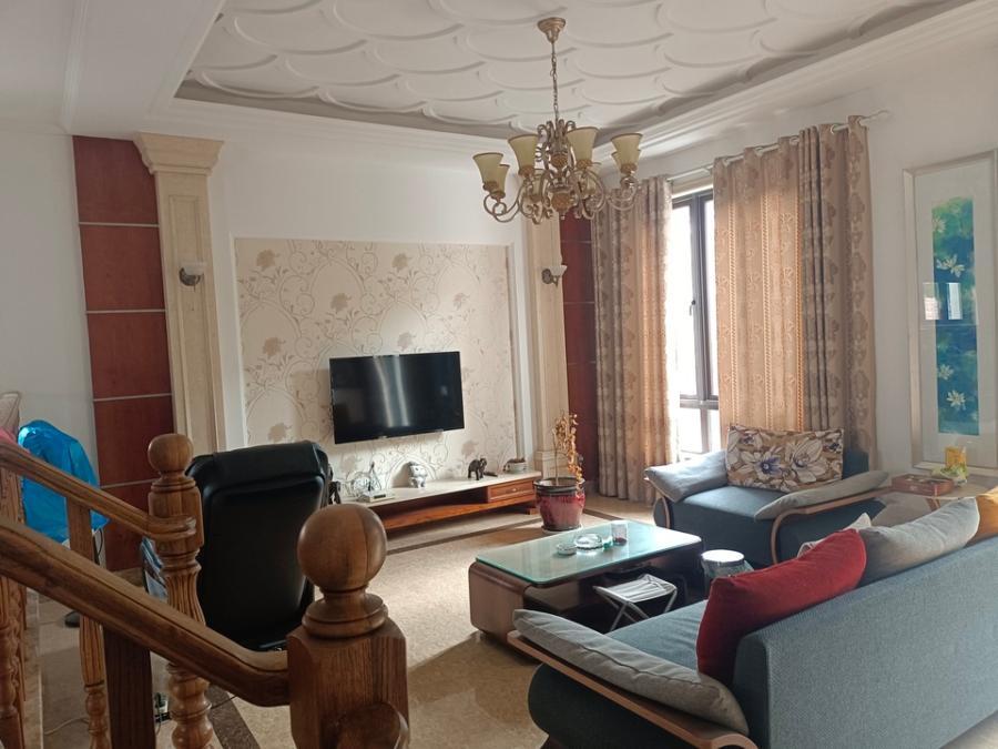 上海市松江区晶苑四季御庭新桥镇316栋1-3F 