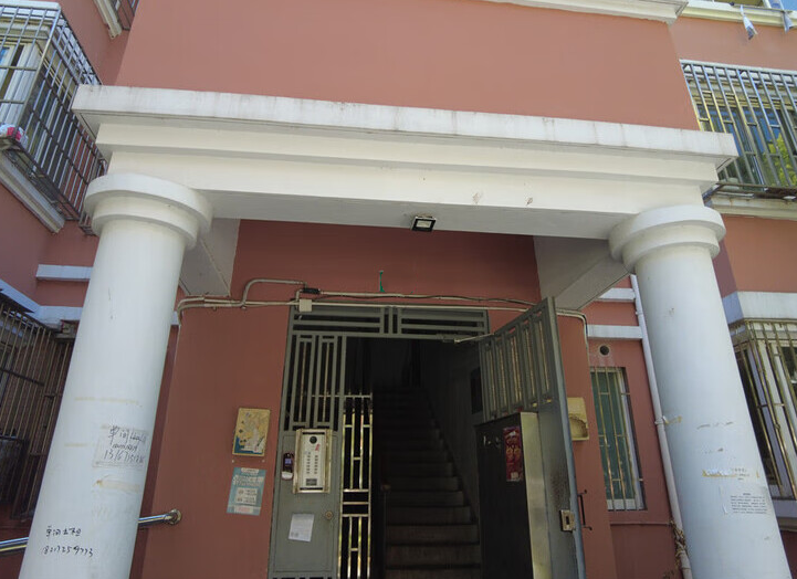 上海市静安区永灵小区75栋6F 