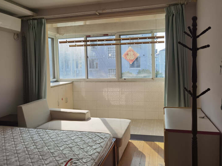 上海市浦东新区华高一村50栋5F 