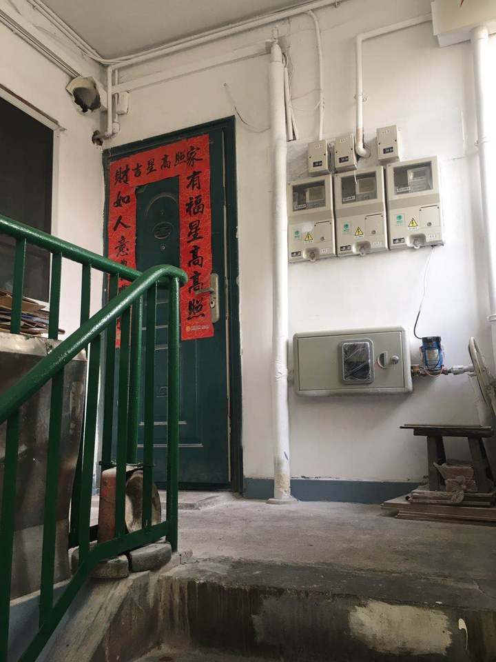 上海市徐汇区长桥三村89栋6F 