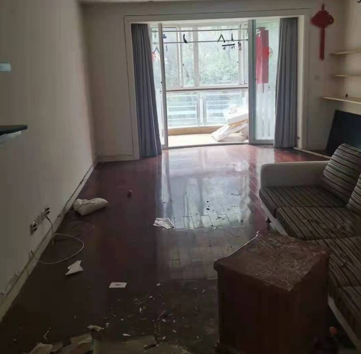 上海市长宁区翠庭8栋3F 