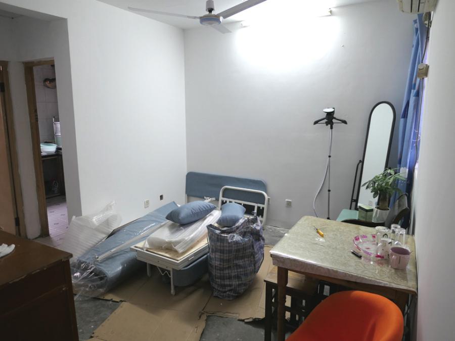 上海市浦东新区潼港四村东兴苑22栋1F 