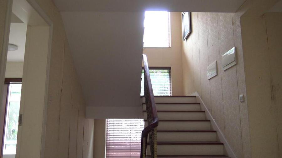 上海市浦东新区金爵别墅唐镇112栋 