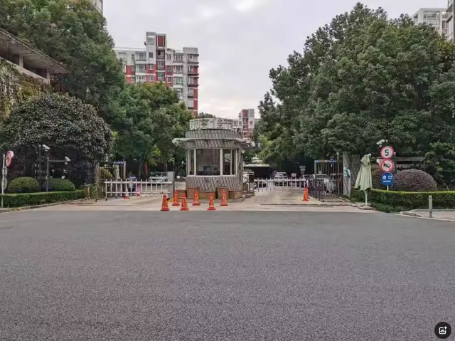 上海市闵行区嘉和花苑4栋11F 