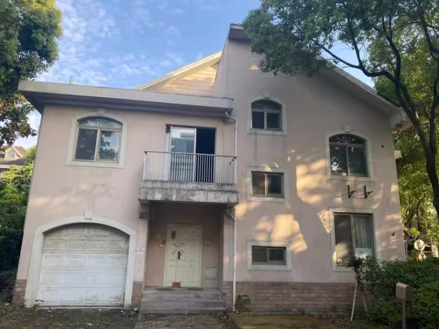 上海市闵行区怡泰苑颛桥镇37栋 