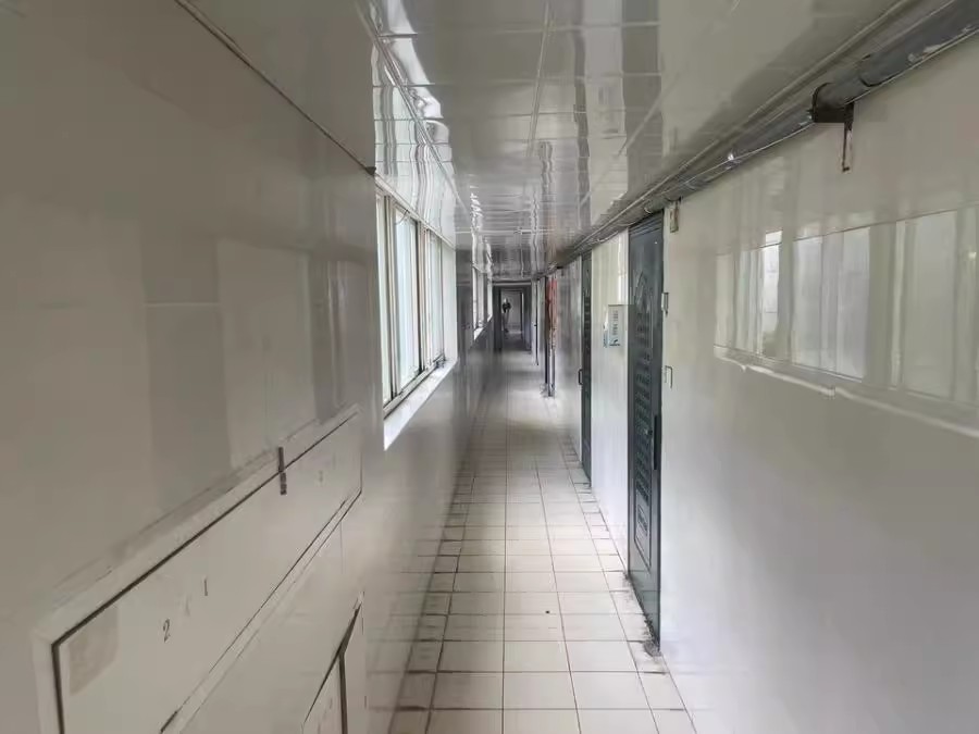 上海市浦东新区玉兰苑1栋2F 