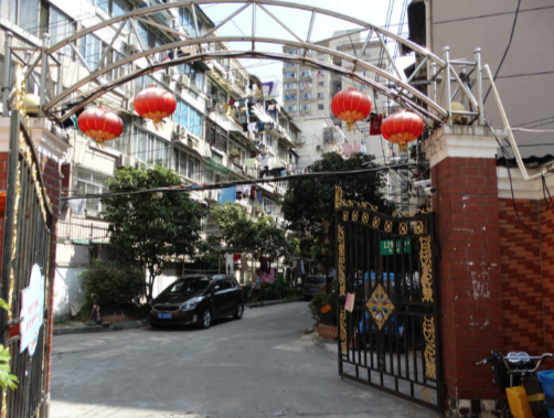 上海市普陀区129弄小区23栋1F 