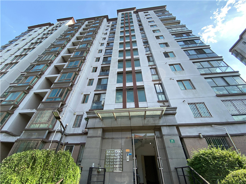 上海市宝山区经纬学府涵青家园44栋7F 