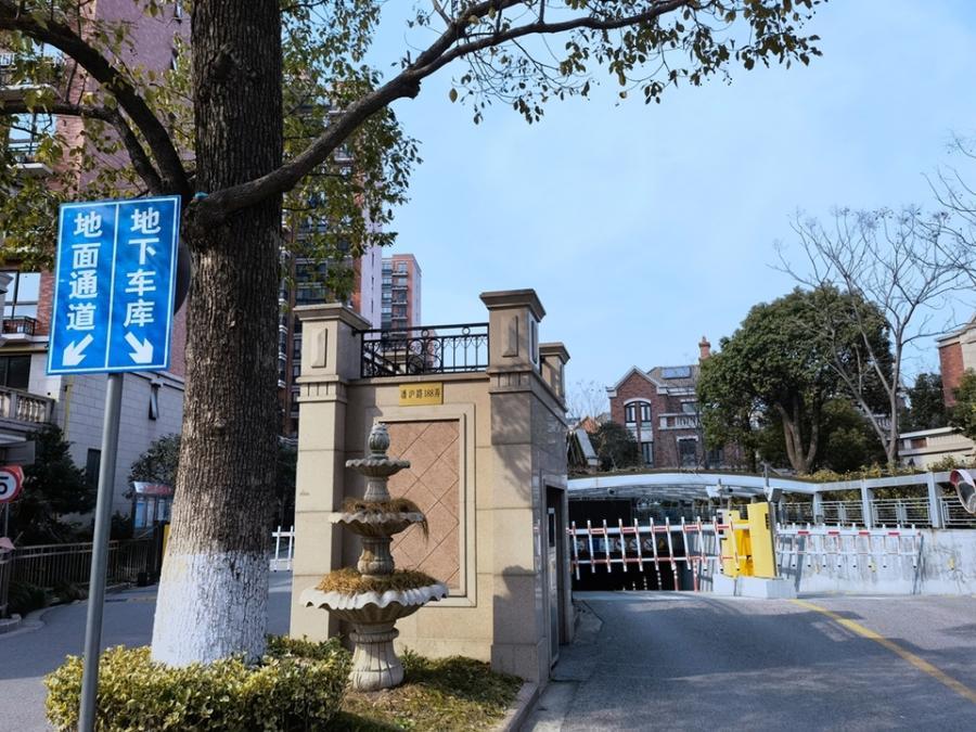 上海市宝山区美兰金色宝邸69栋3F 