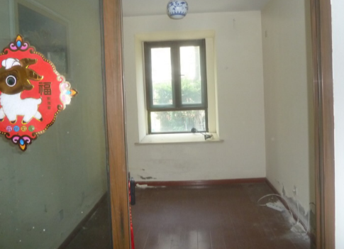 上海市松江区同润玫瑰芳苑39栋1F 