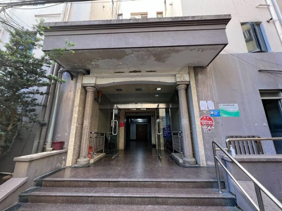 上海市静安区锦安公寓1栋10F 