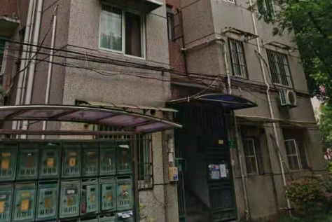 上海市闵行区常兴家园72栋2F 