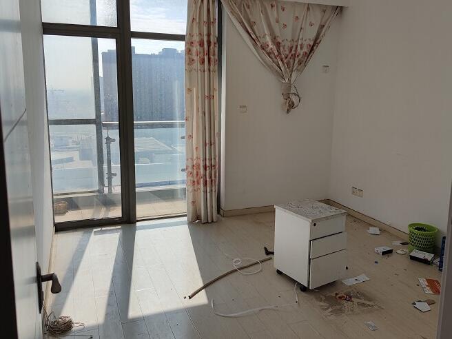 上海市嘉定区安亭财富广场5616栋13F 