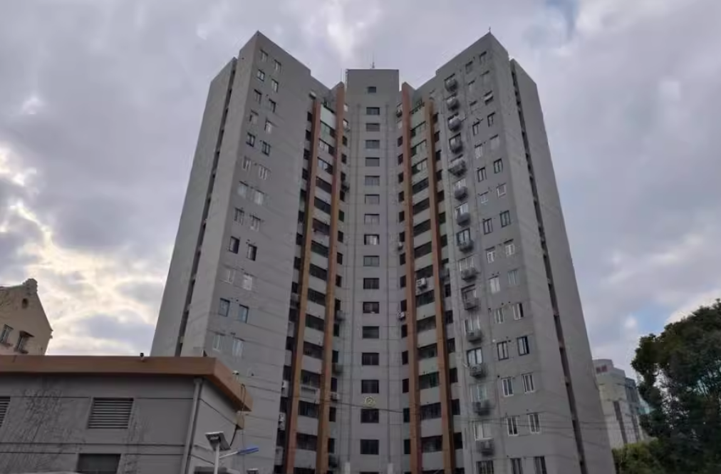 上海市浦东新区市政大楼2栋17F 