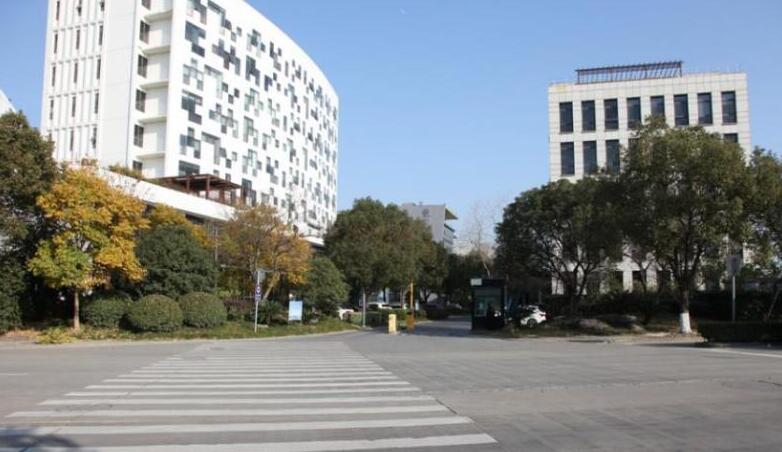 上海市松江区星月•大业领地小昆山镇15栋全幢 