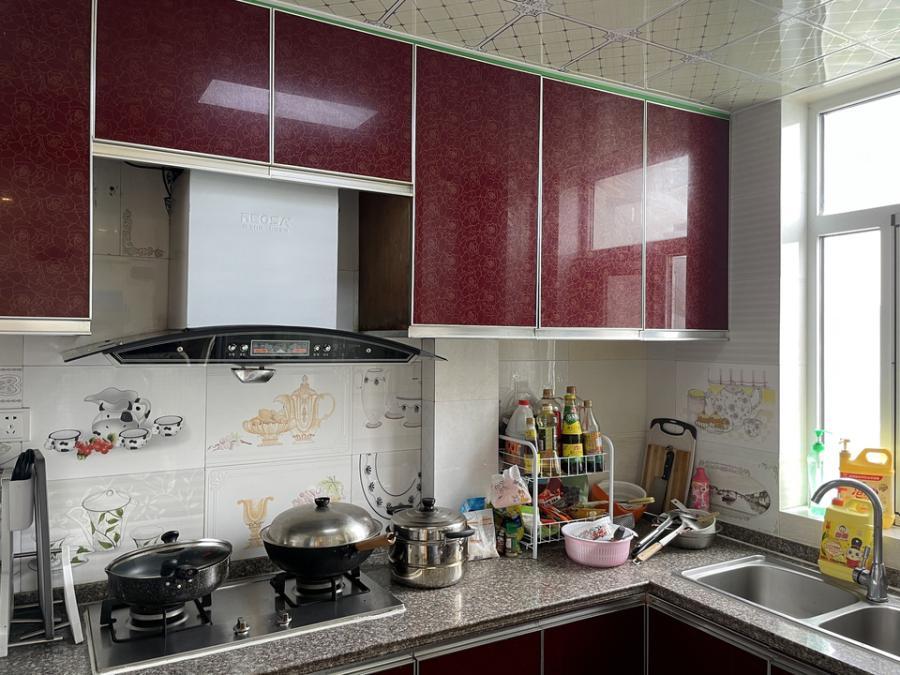 上海市闵行区滨浦新苑四村33栋7F 