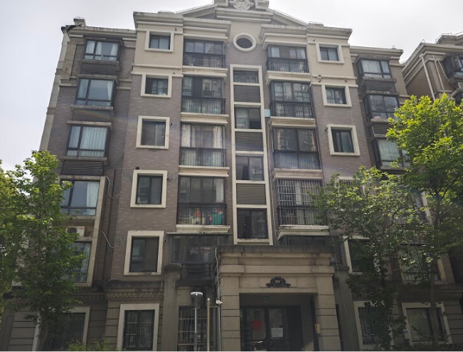 上海市奉贤区绿地南桥新苑174栋5F 