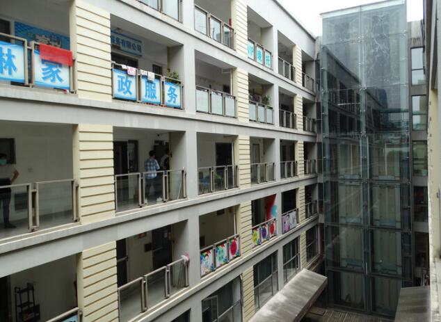 上海市杨浦区海上硕和城 569栋7F 