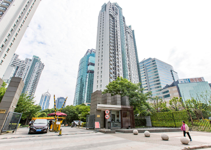 上海市长宁区上海城虹桥豪苑1栋5F 