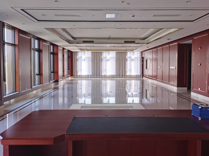 上海市浦东新区东郊中心27栋全幢 