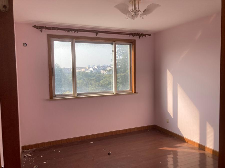 上海市浦东新区品新苑14栋5F 