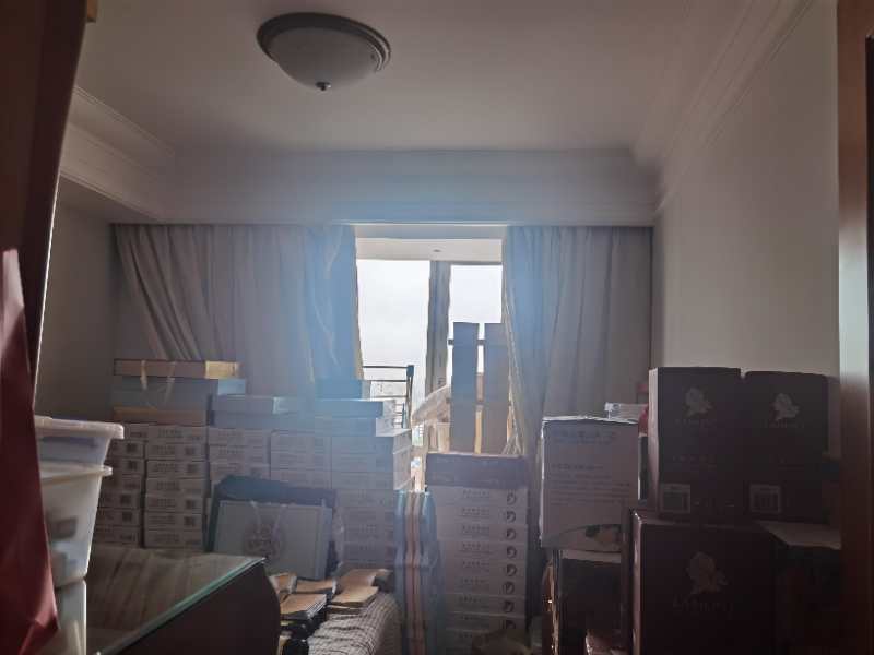 上海市徐汇区徐汇苑9栋19F 