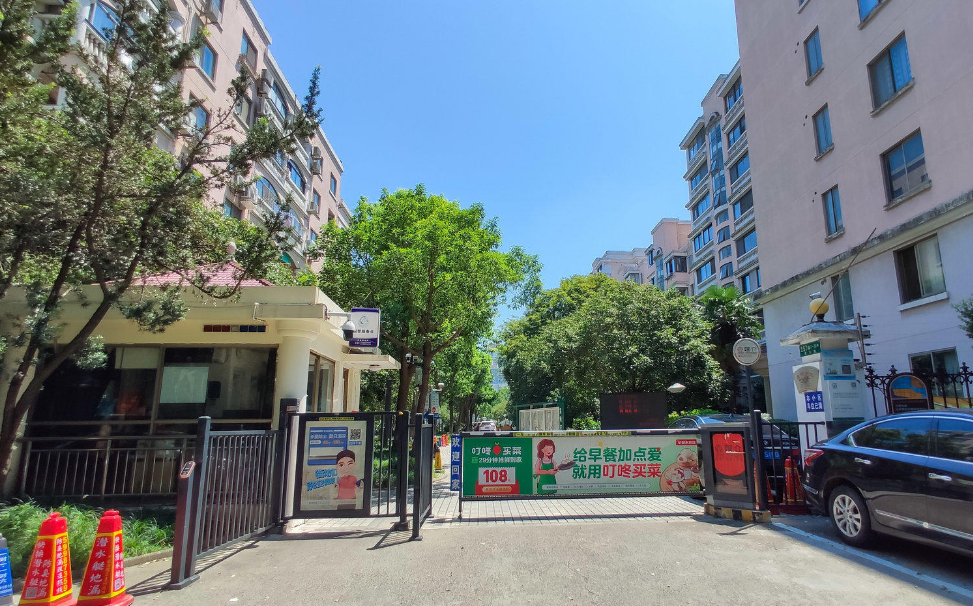 上海市宝山区真华路157弄小区1栋2F 