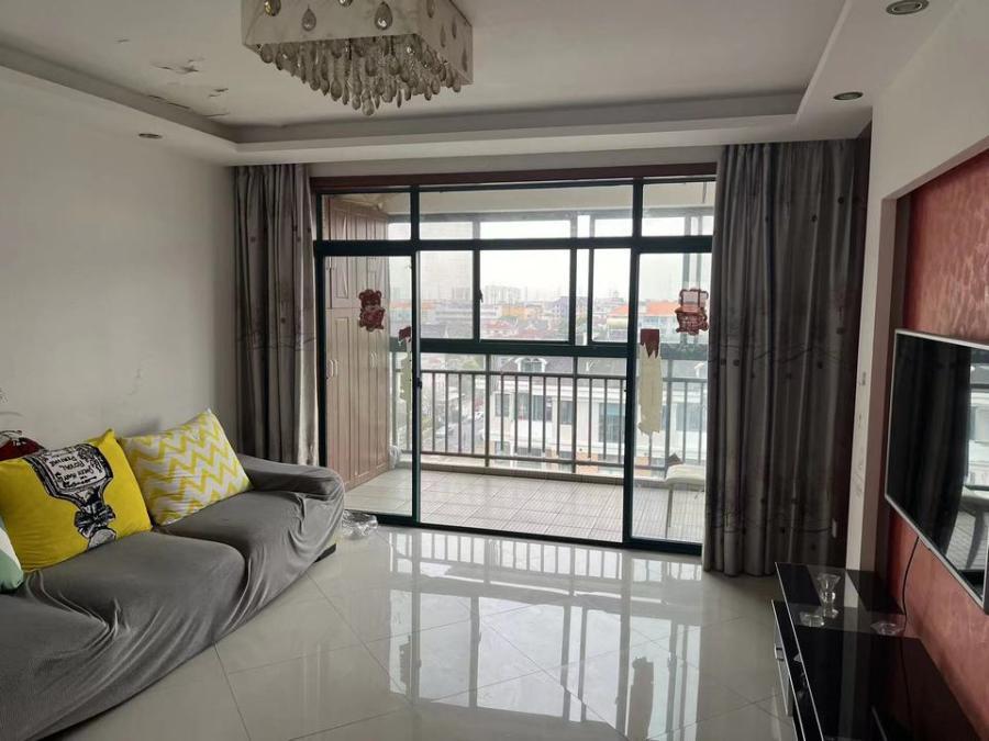 上海市浦东新区金色航城池鑫苑5栋8F 