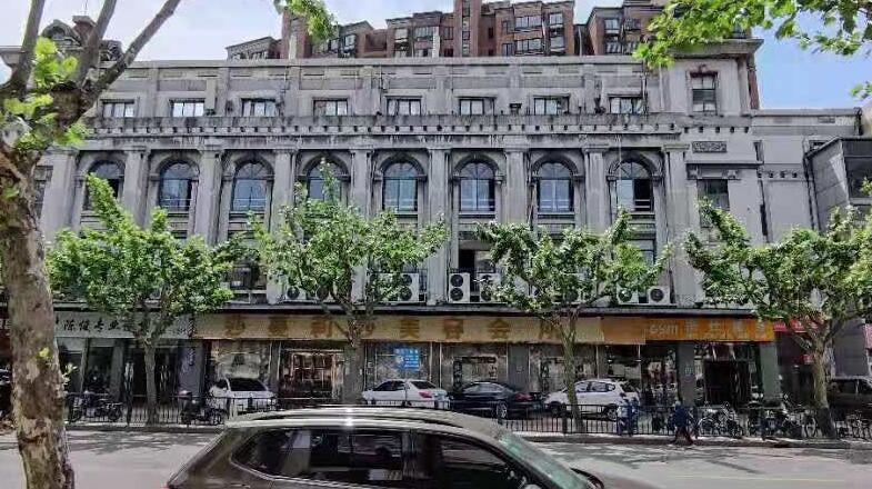 上海市浦东新区维多利华庭 