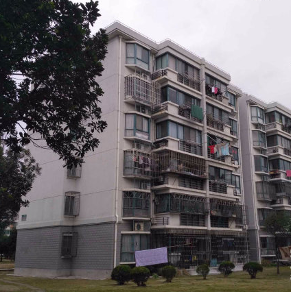 上海市奉贤区金水苑3栋1F 