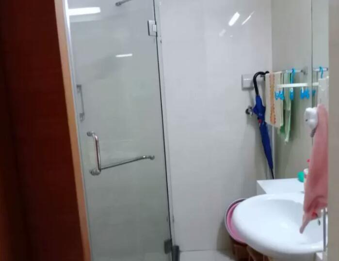 上海市松江区九久青年城(二期)69栋14F 