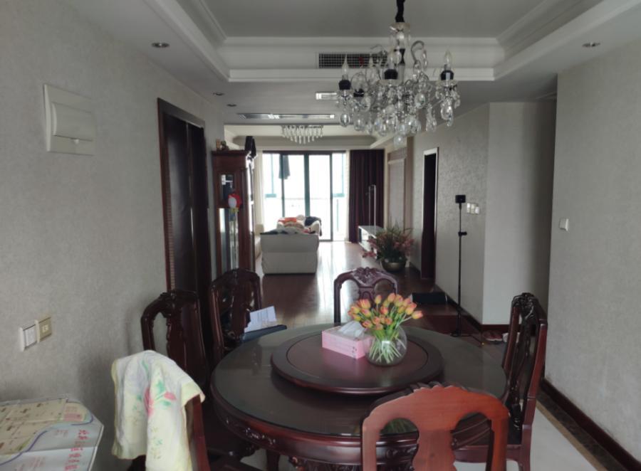 上海市长宁区元丰天山花园6栋11F 