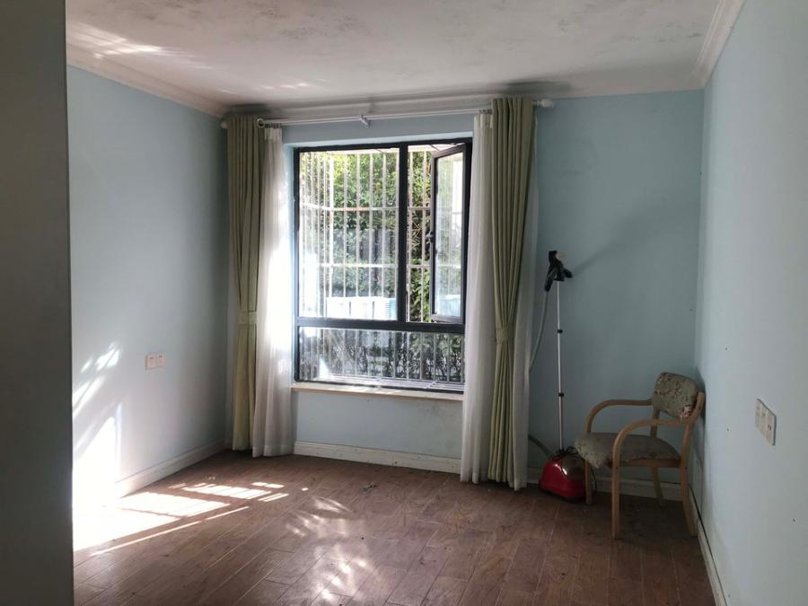 上海市青浦区夏阳金城-金城上品30栋1F 