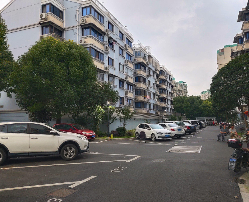 上海市长宁区协和小区15栋2F 